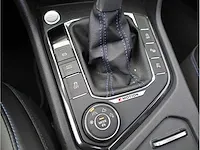 Volkswagen tiguan r 2.0 tsi 4motion 320pk 2021 panodak akrapovic 360°camera matrix iq light harman/kardon 21"inch - afbeelding 16 van  44