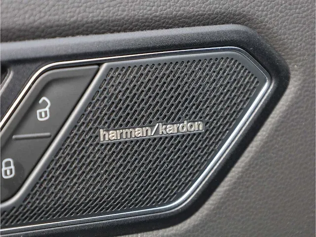 Volkswagen tiguan r 2.0 tsi 4motion 320pk 2021 panodak akrapovic 360°camera matrix iq light harman/kardon 21"inch - afbeelding 22 van  44