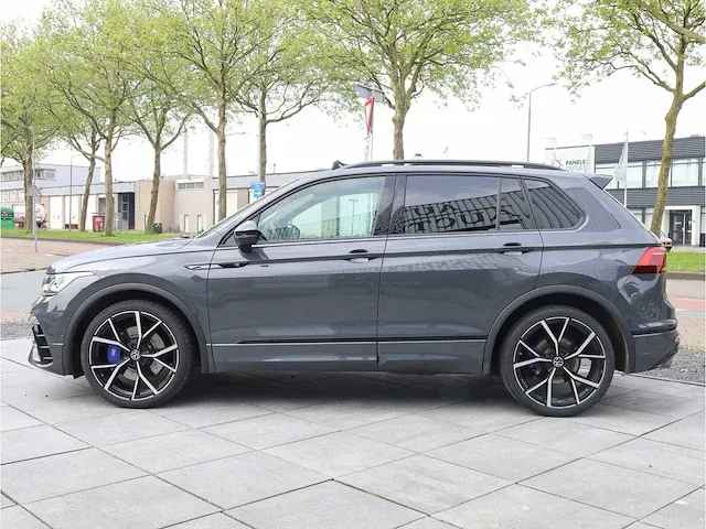 Volkswagen tiguan r 2.0 tsi 4motion 320pk 2021 panodak akrapovic 360°camera matrix iq light harman/kardon 21"inch - afbeelding 12 van  44