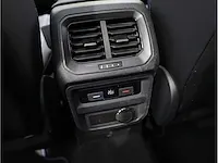 Volkswagen tiguan r 2.0 tsi 4motion 320pk 2021 panodak akrapovic 360°camera matrix iq light harman/kardon 21"inch - afbeelding 27 van  44