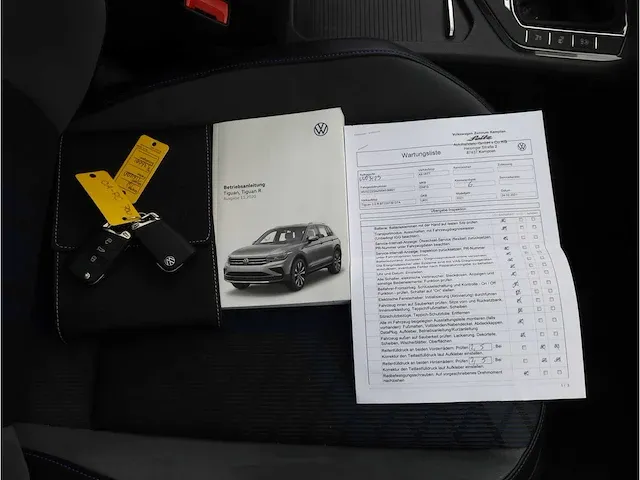 Volkswagen tiguan r 2.0 tsi 4motion 320pk 2021 panodak akrapovic 360°camera matrix iq light harman/kardon 21"inch - afbeelding 32 van  44
