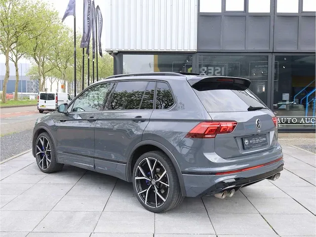 Volkswagen tiguan r 2.0 tsi 4motion 320pk 2021 panodak akrapovic 360°camera matrix iq light harman/kardon 21"inch - afbeelding 23 van  44