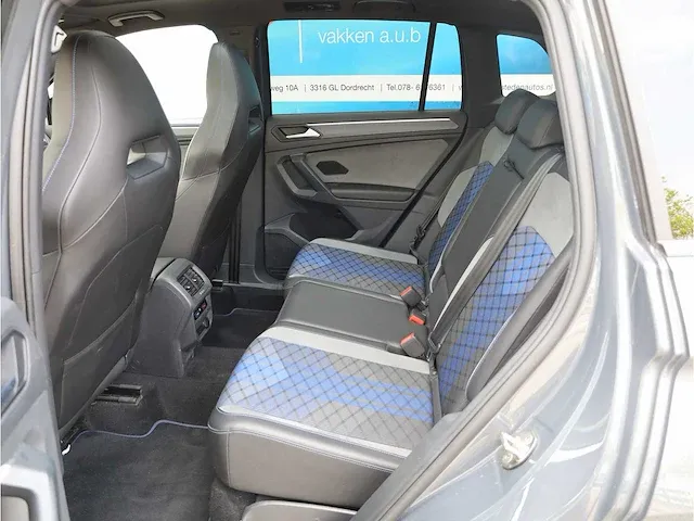 Volkswagen tiguan r 2.0 tsi 4motion 320pk 2021 panodak akrapovic 360°camera matrix iq light harman/kardon 21"inch - afbeelding 39 van  44