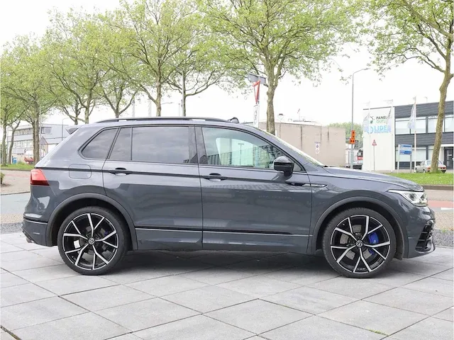 Volkswagen tiguan r 2.0 tsi 4motion 320pk 2021 panodak akrapovic 360°camera matrix iq light harman/kardon 21"inch - afbeelding 41 van  44
