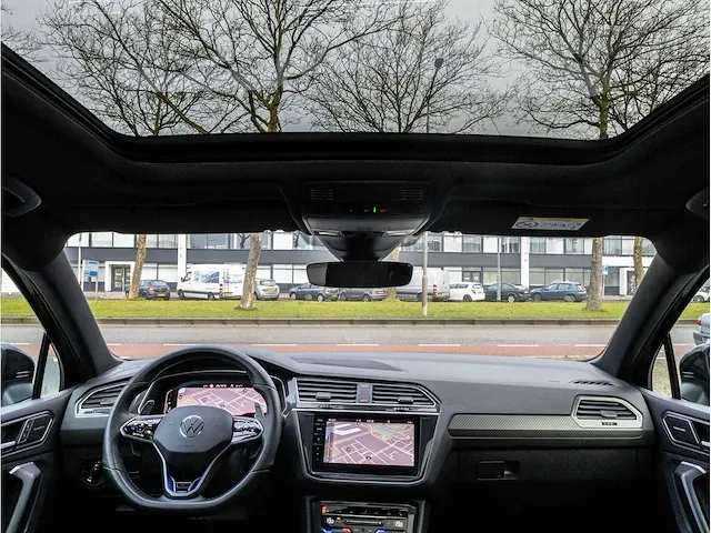 Volkswagen tiguan r 2.0 tsi 4motion 320pk automaat 2021 panodak akrapovic keyless 360°camera 21"inch, t-622-sp - afbeelding 9 van  51