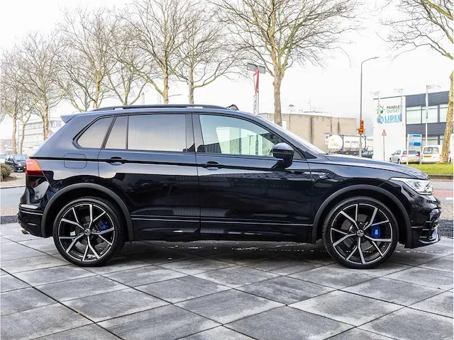 Volkswagen tiguan r 2.0 tsi 4motion 320pk automaat 2021 panodak akrapovic keyless 360°camera 21"inch, t-622-sp - afbeelding 48 van  51