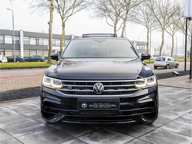 Volkswagen tiguan r 2.0 tsi 4motion 320pk automaat 2021 panodak akrapovic keyless 360°camera 21"inch, t-622-sp - afbeelding 50 van  51