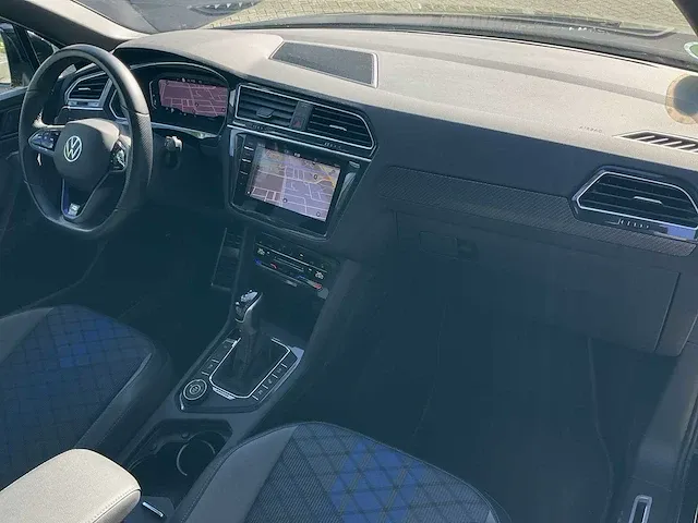 Volkswagen tiguan r 2.0 tsi 4motion 320pk automaat 2021 - afbeelding 3 van  45