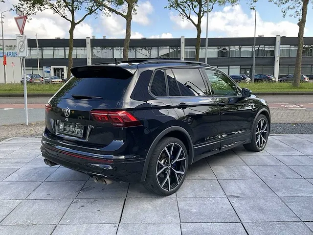 Volkswagen tiguan r 2.0 tsi 4motion 320pk automaat 2021 - afbeelding 41 van  45