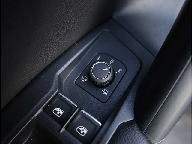 Volkswagen tiguan r 2.0 tsi 4motion 320pk automaat 2022 - afbeelding 17 van  50