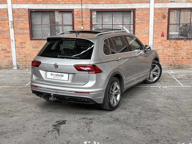 Volkswagen tiguan r-line 1.5 tsi act highline business 150pk 2020, h-128-nt - afbeelding 4 van  50