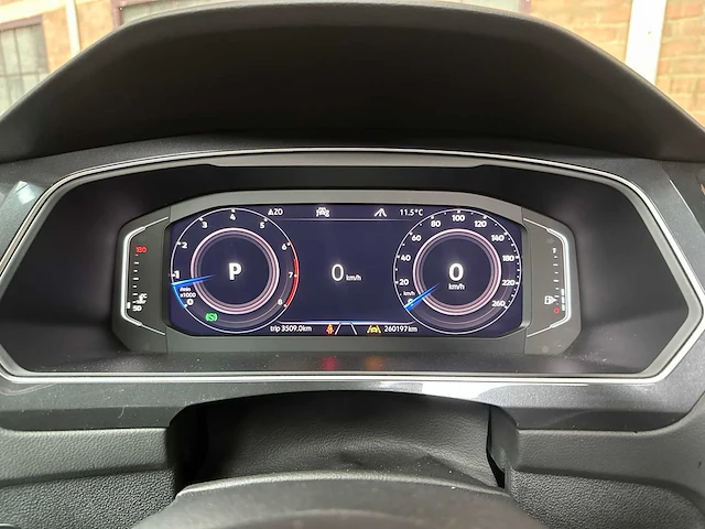 Volkswagen tiguan r-line 1.5 tsi act highline business 150pk 2020, h-128-nt - afbeelding 20 van  50