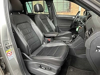 Volkswagen tiguan r-line 1.5 tsi act highline business 150pk 2020, h-128-nt - afbeelding 42 van  50