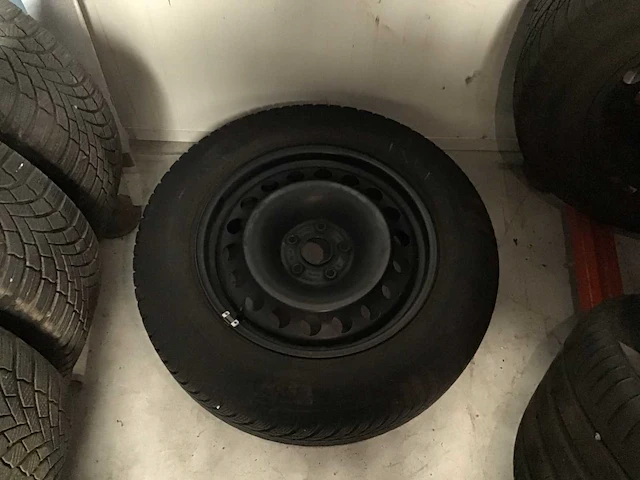 Volkswagen tiguan velg (4x) - afbeelding 1 van  5