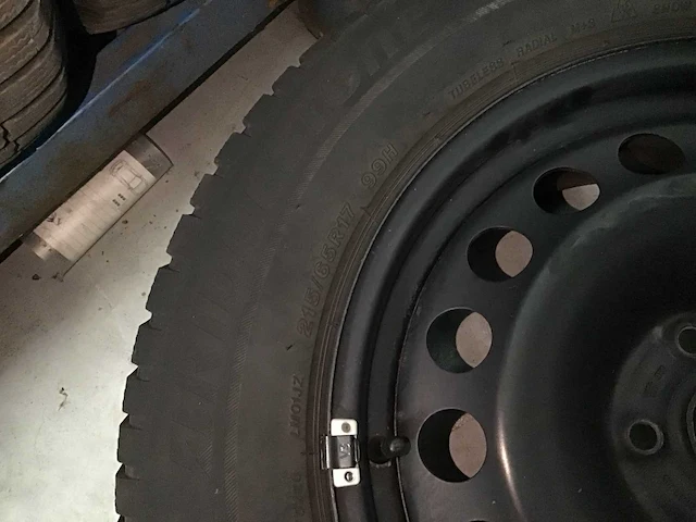 Volkswagen tiguan velg (4x) - afbeelding 2 van  5