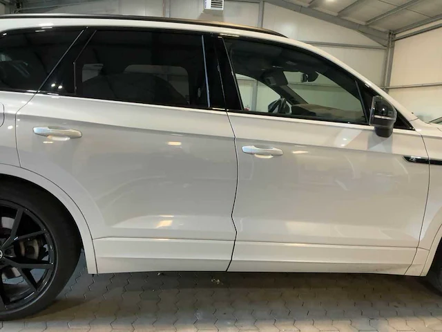 Volkswagen touareg 3.0 ehybrid r 4motion 2021 - afbeelding 14 van  41