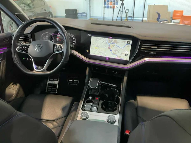 Volkswagen touareg 3.0 ehybrid r 4motion 2021 - afbeelding 16 van  41