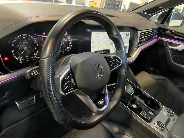 Volkswagen touareg 3.0 ehybrid r 4motion 2021 - afbeelding 17 van  41