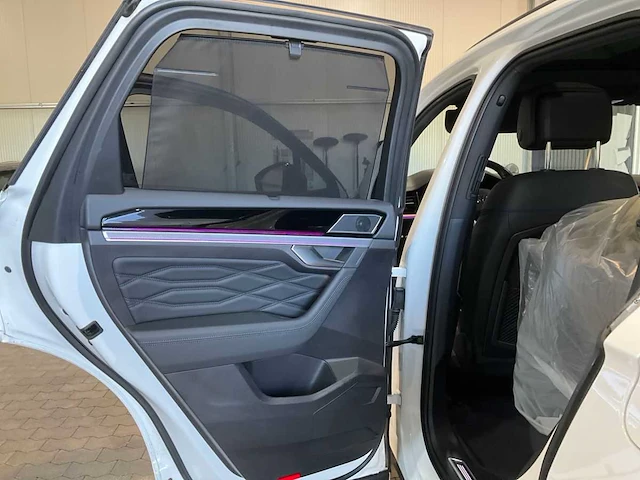 Volkswagen touareg 3.0 ehybrid r 4motion 2021 - afbeelding 34 van  41