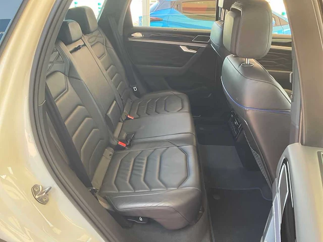 Volkswagen touareg 3.0 tsi ehybrid 4motion r-line 2021 | 00-94-49 - afbeelding 3 van  19
