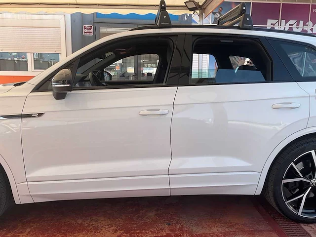 Volkswagen touareg 3.0 tsi ehybrid 4motion r-line 2021 | 00-94-49 - afbeelding 5 van  19