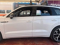 Volkswagen touareg 3.0 tsi ehybrid 4motion r-line 2021 | 00-94-49 - afbeelding 5 van  19
