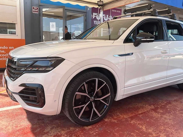 Volkswagen touareg 3.0 tsi ehybrid 4motion r-line 2021 | 00-94-49 - afbeelding 7 van  19