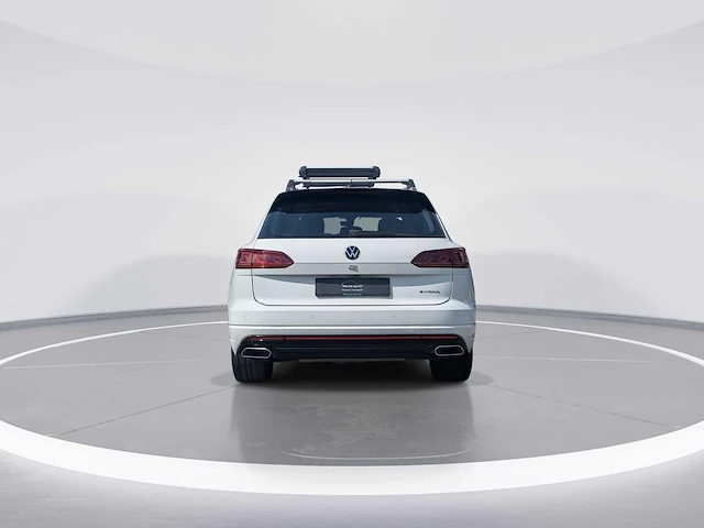 Volkswagen touareg 3.0 tsi ehybrid 4motion r-line 2021 | 00-94-49 - afbeelding 47 van  47