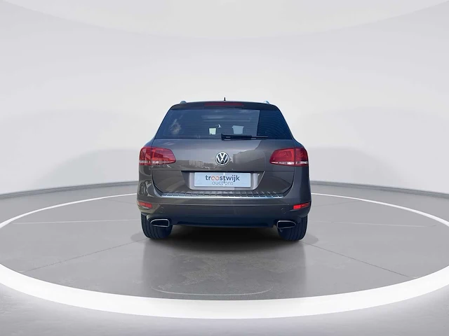 Volkswagen touareg 3.0 tsi hybrid highline 2011 | gn-569-l - afbeelding 27 van  31
