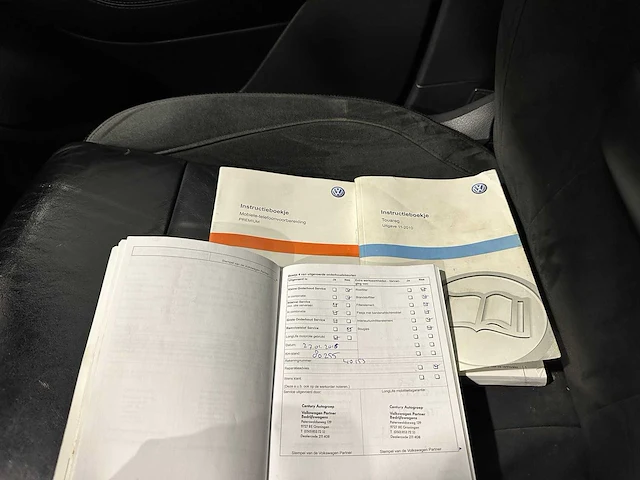 Volkswagen touareg 3.0 tsi hybrid highline v6 30-psr-9 - afbeelding 27 van  41