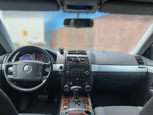 Volkswagen touareg 3.2 v6 2003 | 06-nb-sl - afbeelding 18 van  26