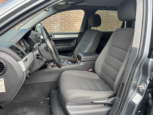 Volkswagen touareg 3.2 v6 2003 | 06-nb-sl - afbeelding 21 van  26