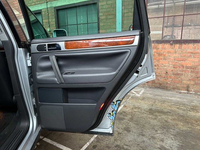 Volkswagen touareg 3.2 v6 220pk 2003, 07-ng-jj youngtimer - afbeelding 28 van  40