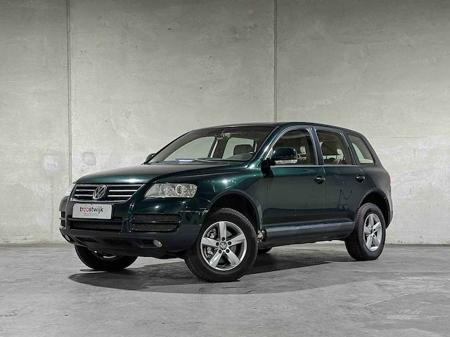 Volkswagen touareg 3.2 v6 220pk 2003, 10-lv-hj youngtimer - afbeelding 1 van  40
