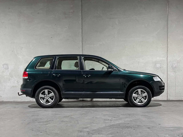 Volkswagen touareg 3.2 v6 220pk 2003, 10-lv-hj youngtimer - afbeelding 38 van  40