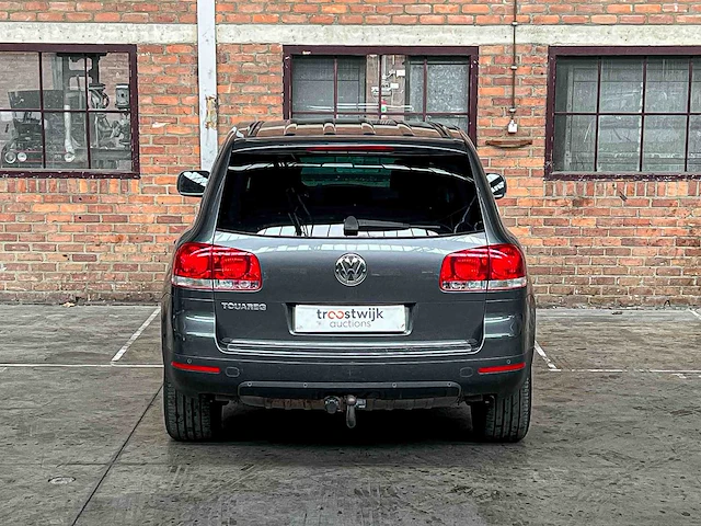 Volkswagen touareg 3.2 v6 241pk 2005, 32-rf-tb youngtimer - afbeelding 4 van  39