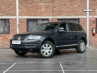 Volkswagen touareg 3.2 v6 241pk 2005, 32-rf-tb youngtimer - afbeelding 1 van  39
