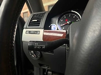 Volkswagen touareg 3.2 v6 241pk 2005, 32-rf-tb youngtimer - afbeelding 15 van  39