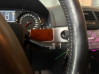 Volkswagen touareg 3.2 v6 241pk 2005, 32-rf-tb youngtimer - afbeelding 16 van  39
