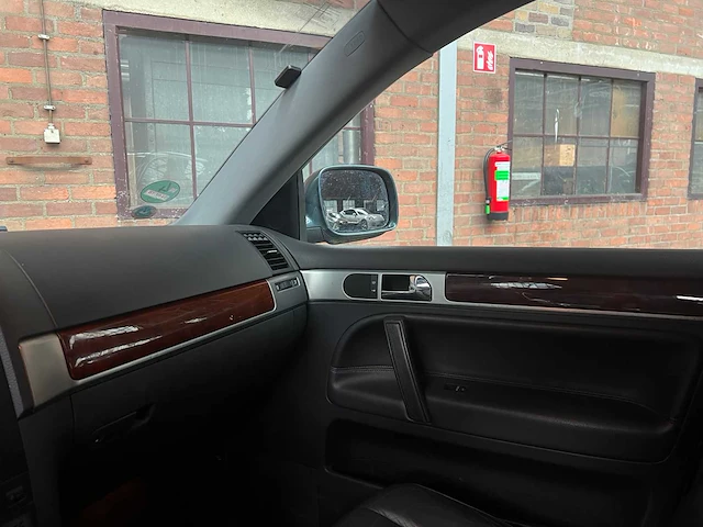 Volkswagen touareg 3.2 v6 241pk 2005, 32-rf-tb youngtimer - afbeelding 20 van  39