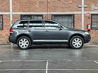 Volkswagen touareg 3.2 v6 241pk 2005, 32-rf-tb youngtimer - afbeelding 37 van  39