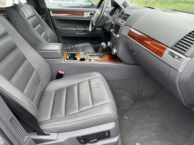Volkswagen touareg 3.2 v6 4 motion 44-ggs-5 - afbeelding 10 van  19