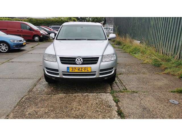 Volkswagen touareg 3.2 v6 automaat, 37-rz-fl - afbeelding 1 van  23