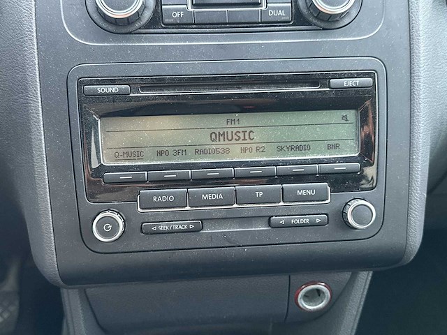 Volkswagen touran 1.2 tsi comfl. blue motion 7persoons 2010 | 81-njs-3 - afbeelding 11 van  28