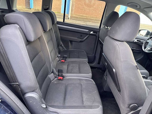 Volkswagen touran 1.2 tsi comfl. blue motion 7persoons 2010 | 81-njs-3 - afbeelding 17 van  28
