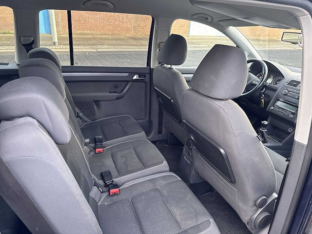 Volkswagen touran 1.2 tsi comfl. blue motion 7persoons 2010 | 81-njs-3 - afbeelding 19 van  28