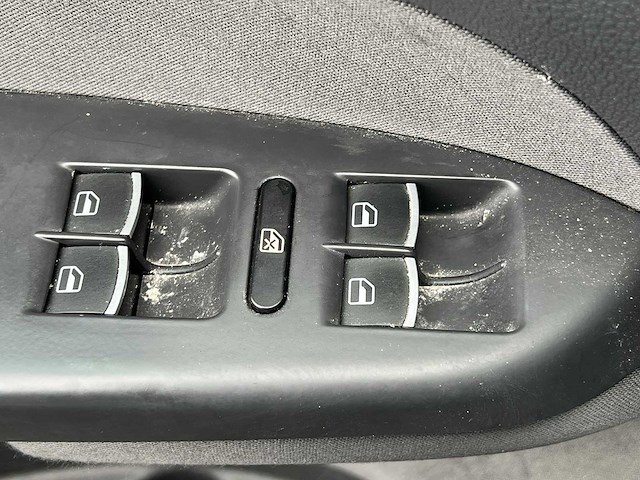 Volkswagen touran 1.2 tsi comfortline bluemotion 2012 | 85-xgs-4 - afbeelding 2 van  30