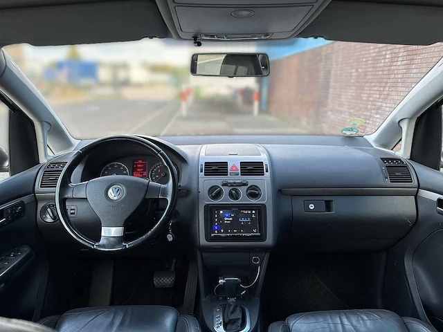 Volkswagen touran 1.4 tsi comfortline 2008 | 63-zk-pd i - afbeelding 18 van  28