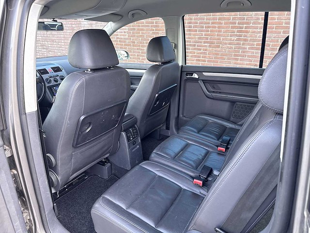 Volkswagen touran 1.4 tsi comfortline 2008 | 63-zk-pd i - afbeelding 24 van  28