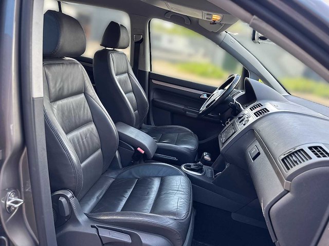 Volkswagen touran 1.4 tsi comfortline 2008 | 63-zk-pd i - afbeelding 26 van  28